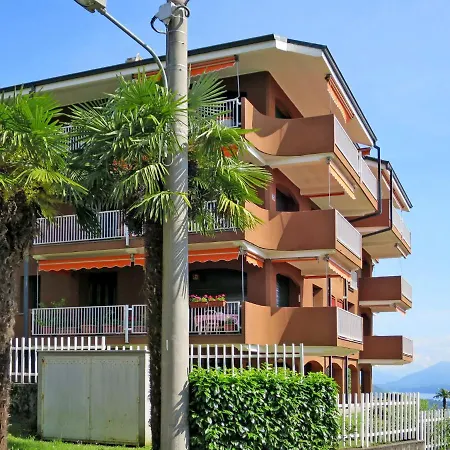 Le Terrazze By Interhome Apartman