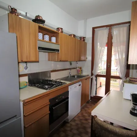 Le Terrazze By Interhome Apartman