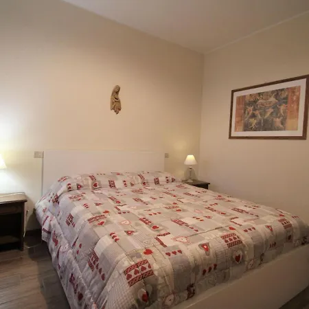 Le Terrazze By Interhome Apartman